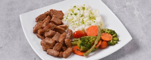 Lombo Suíno com Risoto de Alho Poró e Legumes