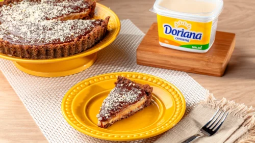 Torta de cookie com mousse de maracujá