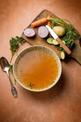 Como fazer caldo de carne caseiro: guia completo e dicas